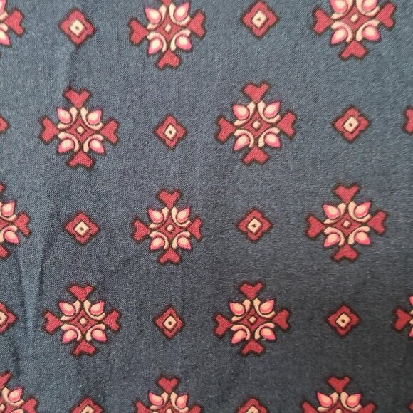 GAP SLEEVELESS, PRINTED BLOUSE - SIZE L - Picture 3 of 5